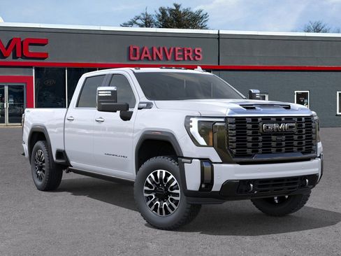 New 2026 GMC Sierra 3500 Denali Ultimate w/ LPO, Black Badging Package image 31