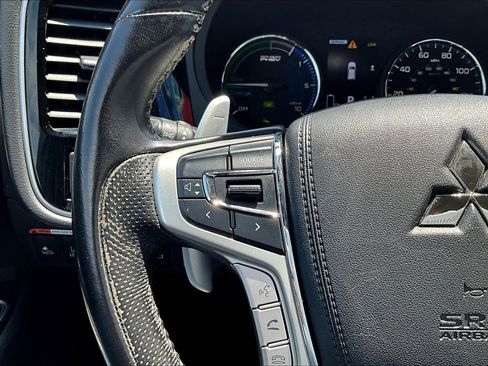 Used 2022 Mitsubishi Outlander SEL image 19