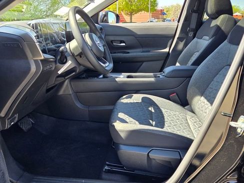 New 2026 Nissan Kicks SV w/ SV Premium Package image 5