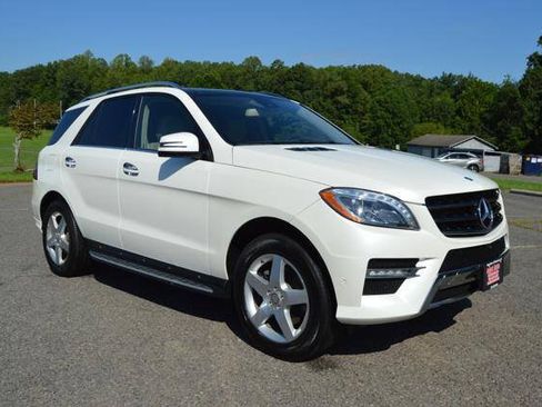 Used 2015 Mercedes-Benz ML 350 4MATIC image 4