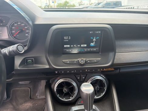 Used 2017 Chevrolet Camaro LT image 18