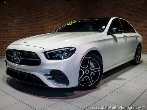 Used 2022 Mercedes-Benz E 350 4MATIC Sedan image 2