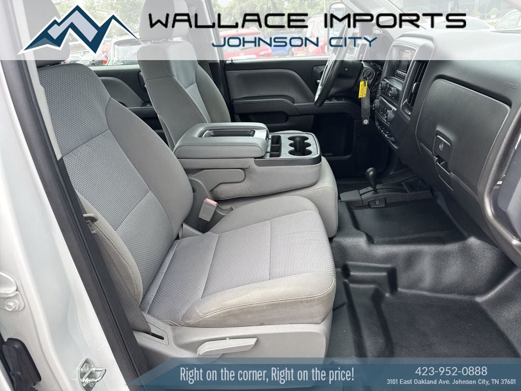 Used 2015 Chevrolet Silverado 3500 W/T AWD/4WD image 26