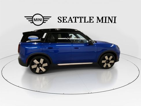Certified 2025 MINI Cooper Countryman S image 12