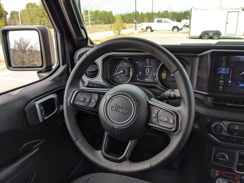 Used 2025 Jeep Wrangler Unlimited Sport S 4xe image 24