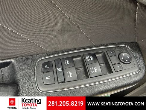 Used 2023 Dodge Charger R/T RWD image 4