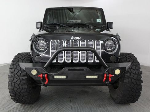 Used 2017 Jeep Wrangler Unlimited Sport w/ Quick Order Package 23S AWD/4WD image 2