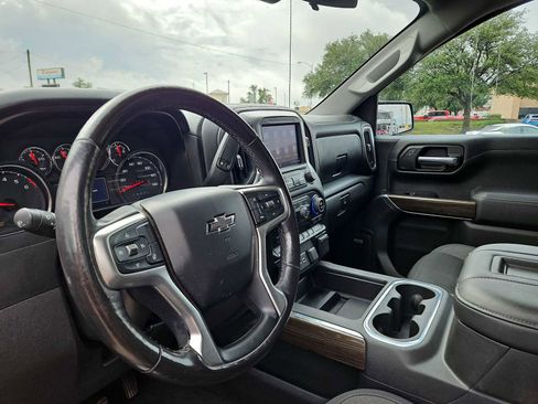 Used 2020 Chevrolet Silverado 1500 RST w/ Texas Edition RWD image 10