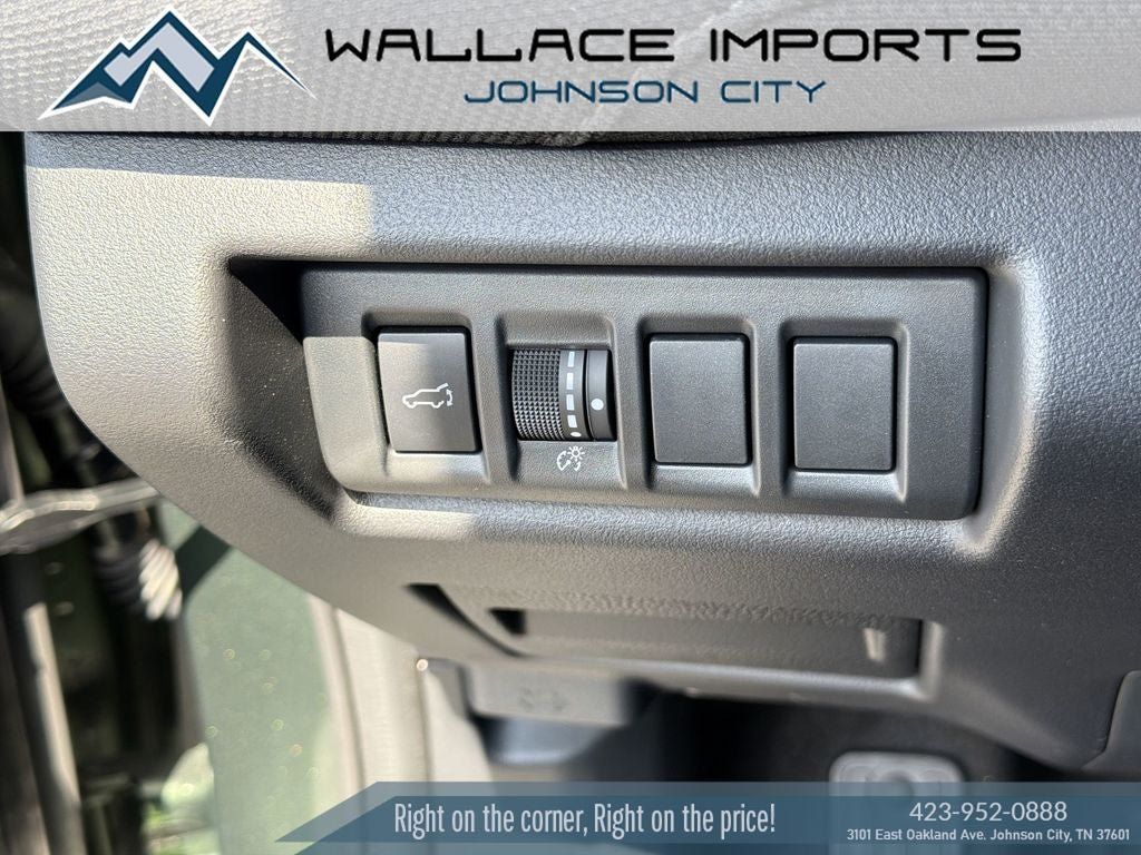 Used 2026 Subaru Outback Premium w/ Premium/Limited Package 2 AWD/4WD image 29