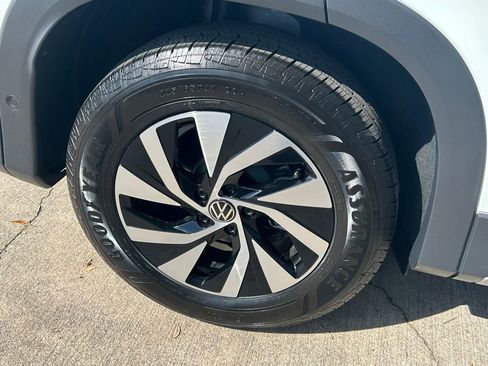 New 2026 Volkswagen Tiguan S FWD image 82