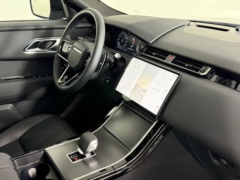 New 2026 Land Rover Range Rover Velar S image 30