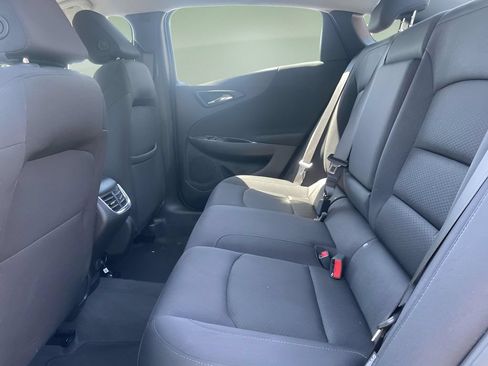 Used 2025 Chevrolet Malibu LT FWD image 18