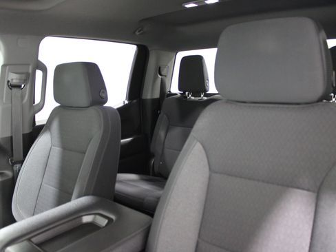 Used 2022 Chevrolet Silverado 1500 Custom image 5
