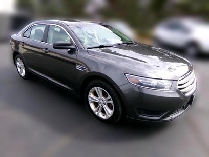 Used 2018 Ford Taurus SE