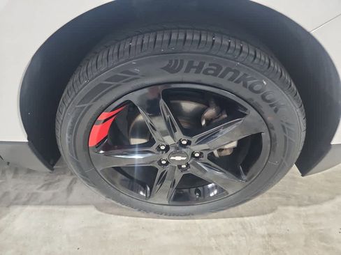 Used 2019 Chevrolet Equinox Premier w/ Premier Redline Edition image 14