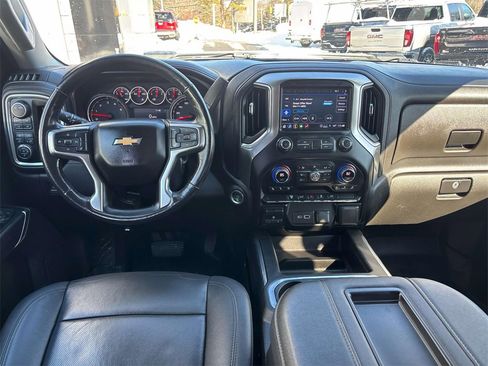 Used 2022 Chevrolet Silverado 2500 LTZ w/ LTZ Convenience Package image 8