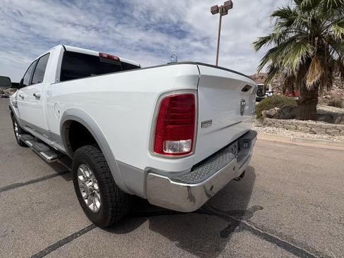 Used 2015 RAM 2500 Laramie AWD/4WD image 3