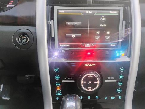 Used 2013 Ford Edge Limited FWD image 23