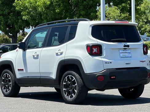 Certified 2023 Jeep Renegade Trailhawk AWD/4WD image 6