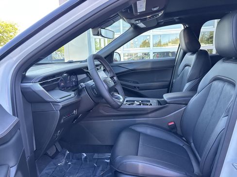 New 2026 Jeep Cherokee Overland AWD/4WD image 8