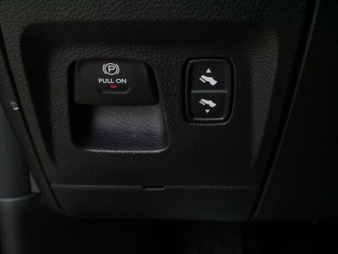 Used 2025 RAM 1500 Laramie w/ Night Edition AWD/4WD image 28