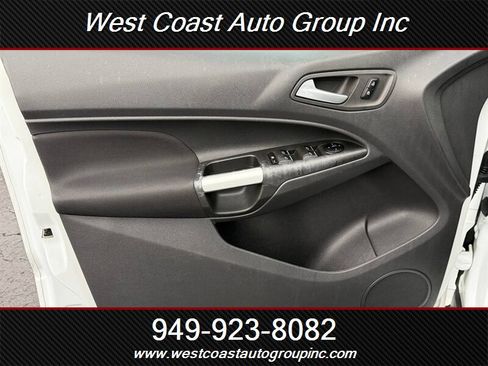 Used 2016 Ford Transit Connect XLT image 16