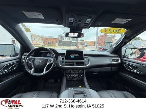Used 2023 Chevrolet Suburban RST w/ Luxury Package AWD/4WD image 22