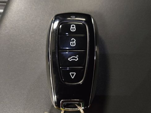 Used 2020 Hyundai Sonata SEL Plus w/ Tech Package FWD image 32
