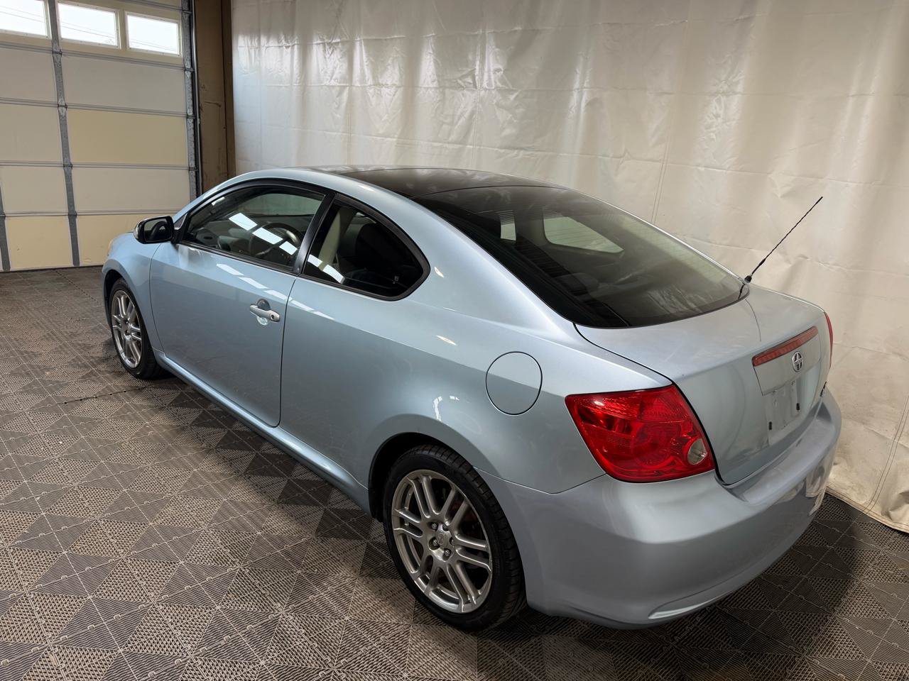 Used 2007 Scion tC FWD image 4