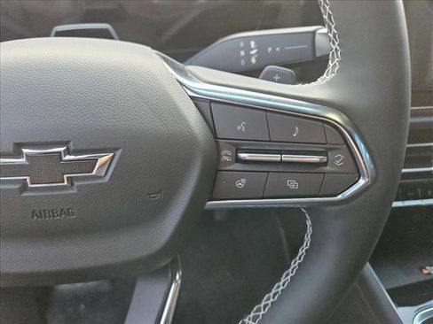 New 2026 Chevrolet Traverse Z71 w/ Enhanced Driving Package AWD/4WD image 15