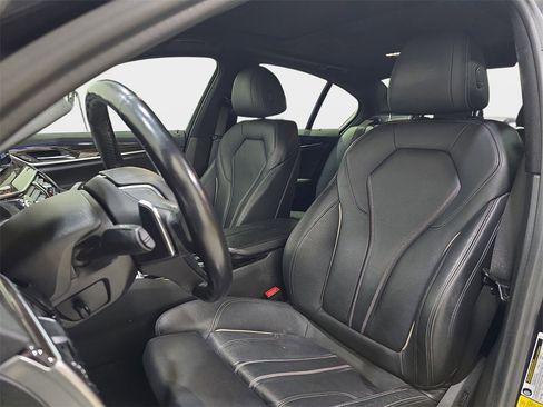 Used 2017 BMW 540i xDrive image 15