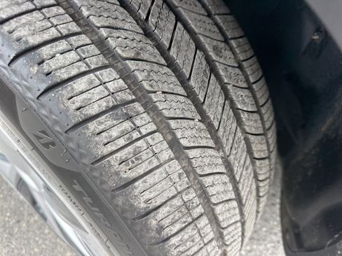 Used 2023 Tesla Model Y Long Range image 34