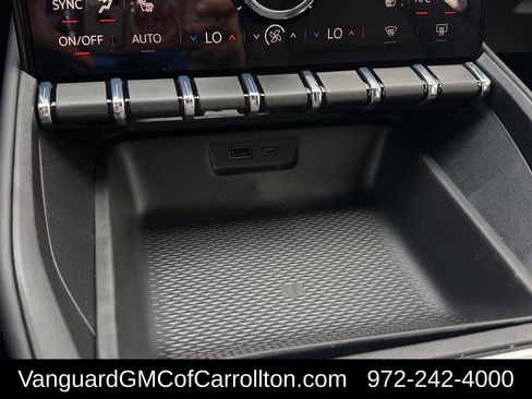 New 2027 GMC Terrain Elevation w/ Elevation Premium Package FWD image 18