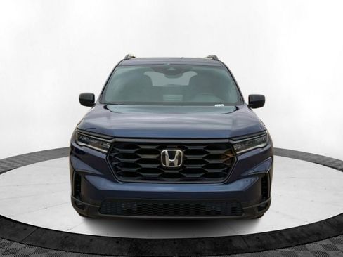 Used 2023 Honda Pilot Sport image 9