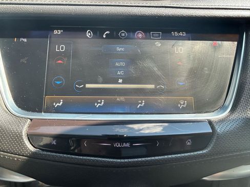 Used 2018 Cadillac XT5 Luxury w/ Trailering Package AWD/4WD image 25