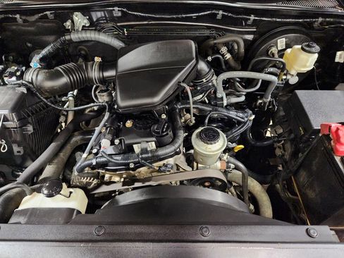 Used 2020 Toyota Tacoma SR5 RWD image 51