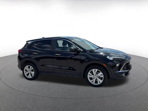 Used 2026 Buick Encore GX Preferred AWD/4WD image 2
