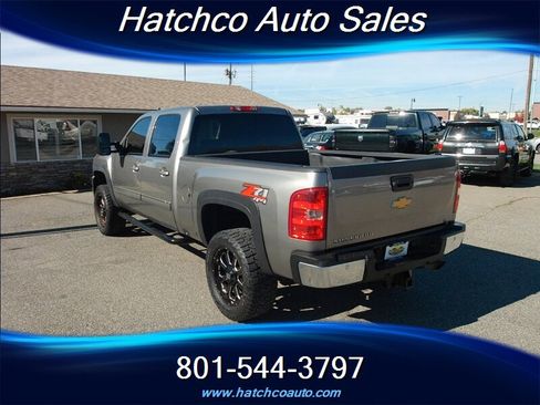 Used 2013 Chevrolet Silverado 2500 LT w/ Z71 Appearance Package image 3