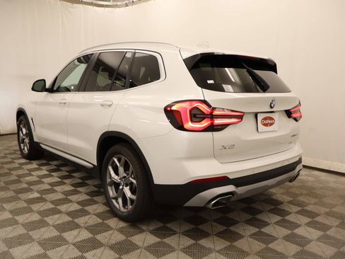 Used 2024 BMW X3 sDrive30i RWD image 3