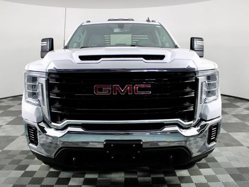 Used 2023 GMC Sierra 3500 Pro w/ Convenience Package image 2