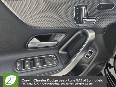 Used 2025 Mercedes-Benz CLA 250 4MATIC image 21