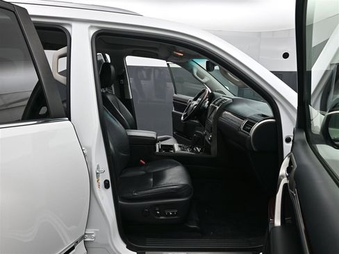 Used 2016 Lexus GX 460 Luxury image 9