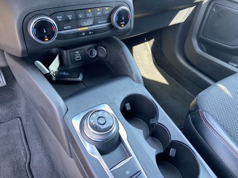 Used 2025 Ford Escape ST-Line FWD image 39