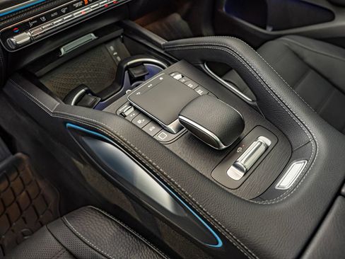 Certified 2025 Mercedes-Benz GLE 580 4MATIC image 29