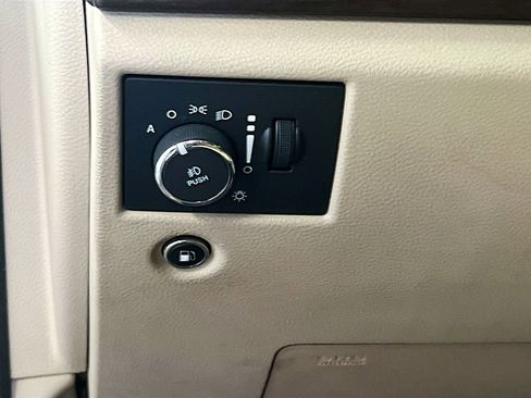 Used 2016 Jeep Grand Cherokee Laredo image 10