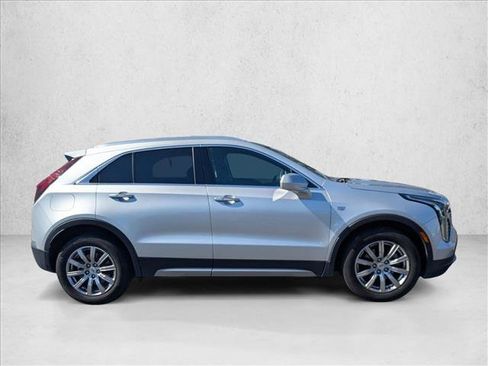 Used 2019 Cadillac XT4 Premium Luxury FWD image 4