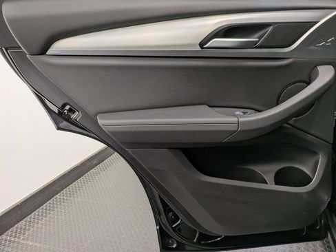 Used 2021 BMW X3 xDrive30i w/ Convenience Package image 22