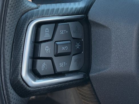 Used 2024 Ford Mustang GT Premium image 19