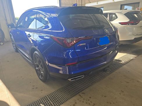 Used 2022 Acura MDX A-Spec AWD/4WD image 2