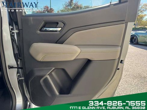 Used 2024 Chevrolet Colorado ZR2 w/ ZR2 Convenience Package III image 30